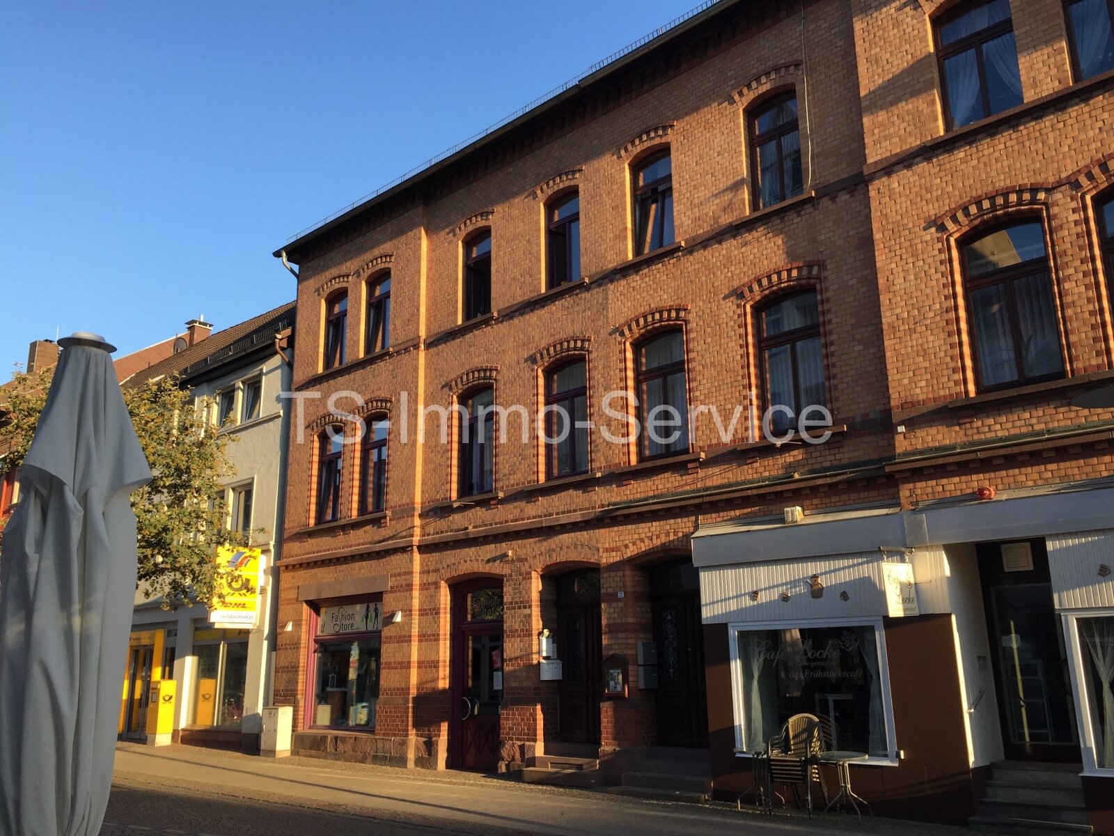 Lichtdurchflutete, großzügige DG-Wohnung im Herzen Holzmindens