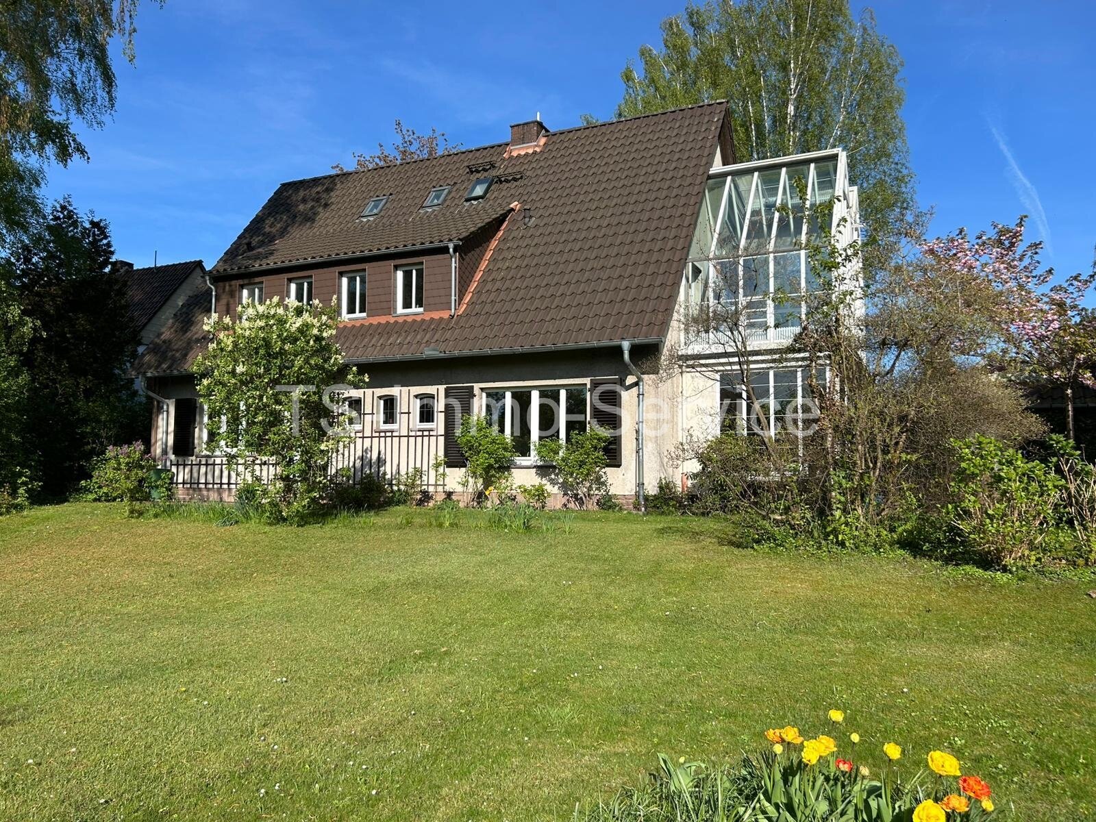Unten Leben, oben Träumen: Ein Haus mit Charakter und viel Freiheit