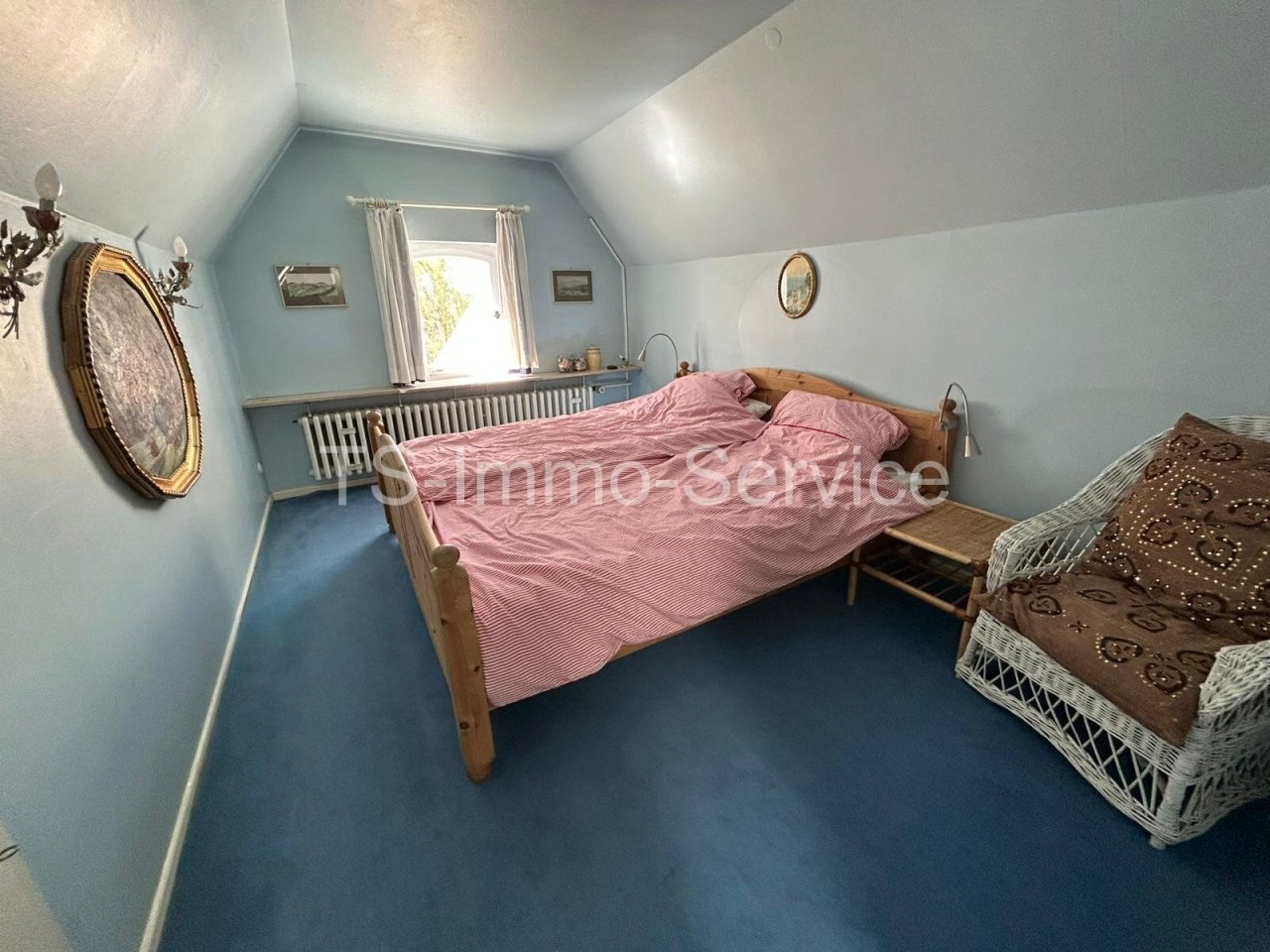 Schlafzimmer DG